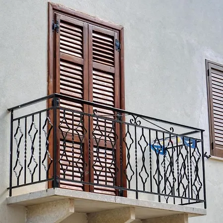 Daphne San Vito Lo Capo