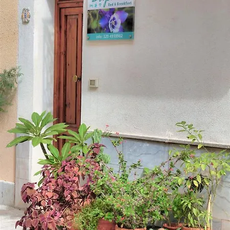 Bed & Breakfast Daphne 3*