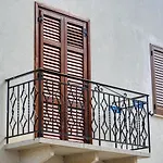 Daphne San Vito Lo Capo