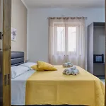 Daphne Bed and breakfast