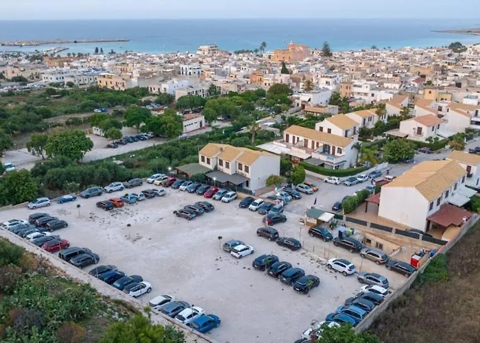 Bed and Breakfast Daphne 3*